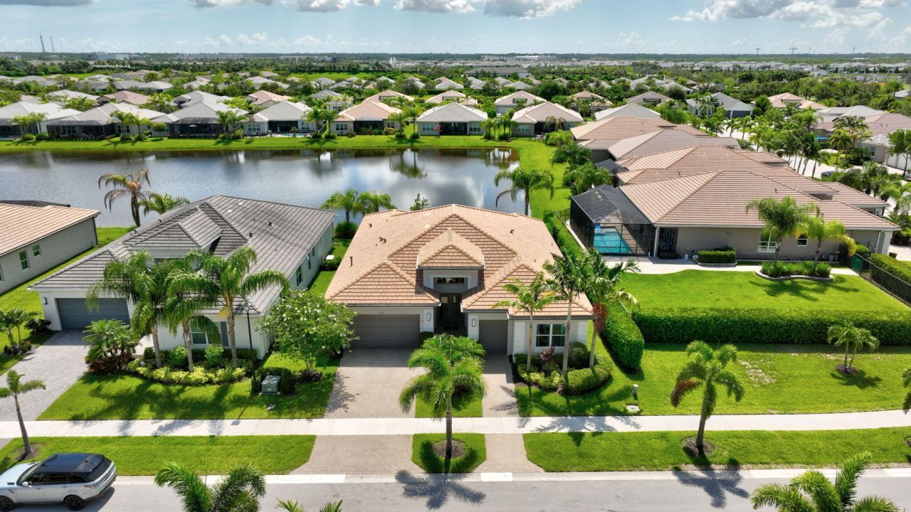 11050 SW Ivory Springs Lane, Port Saint Lucie, FL 34987 Photo