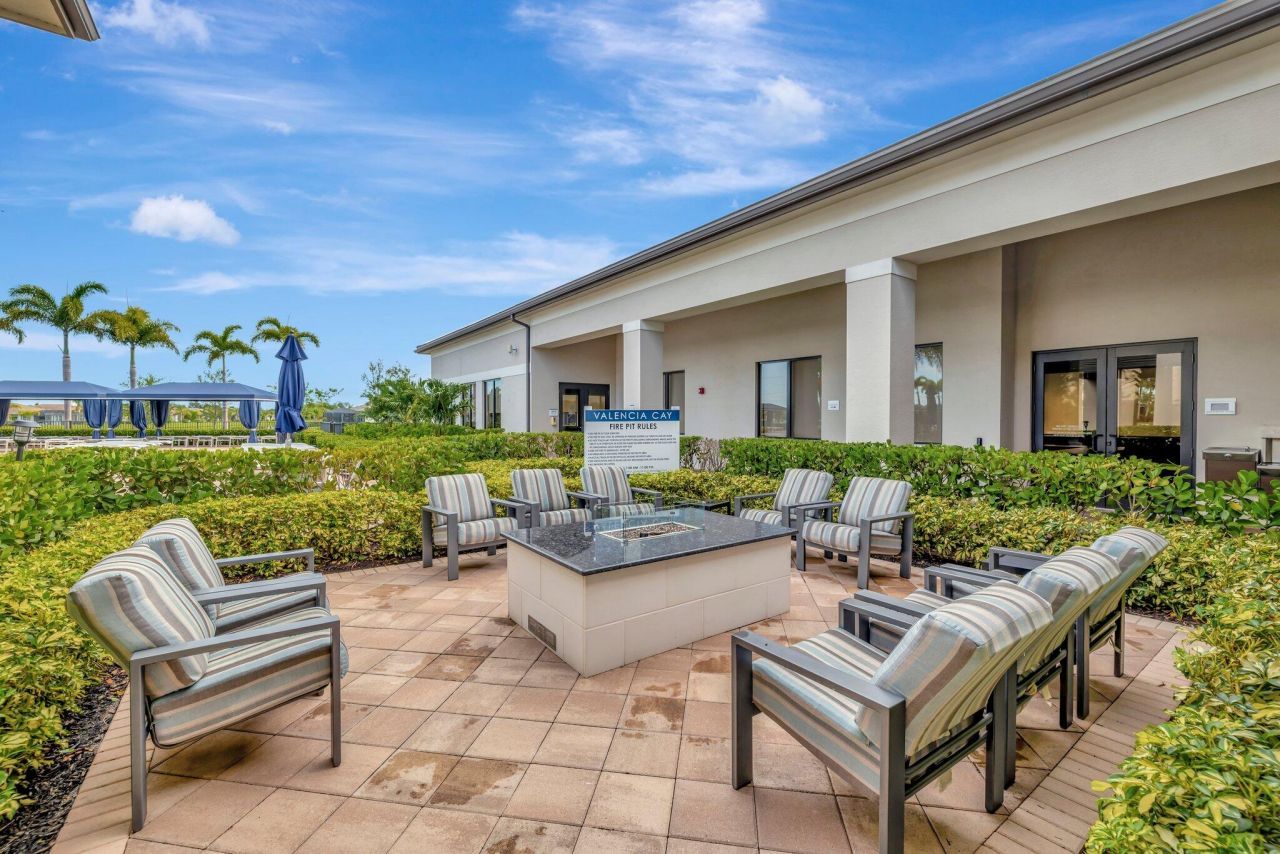 11050 SW Ivory Springs Lane, Port Saint Lucie, FL 34987 Photo