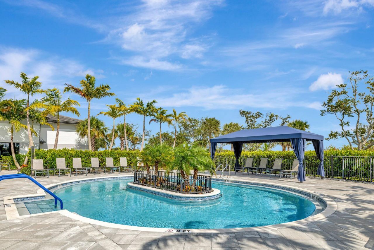 11050 SW Ivory Springs Lane, Port Saint Lucie, FL 34987 Photo