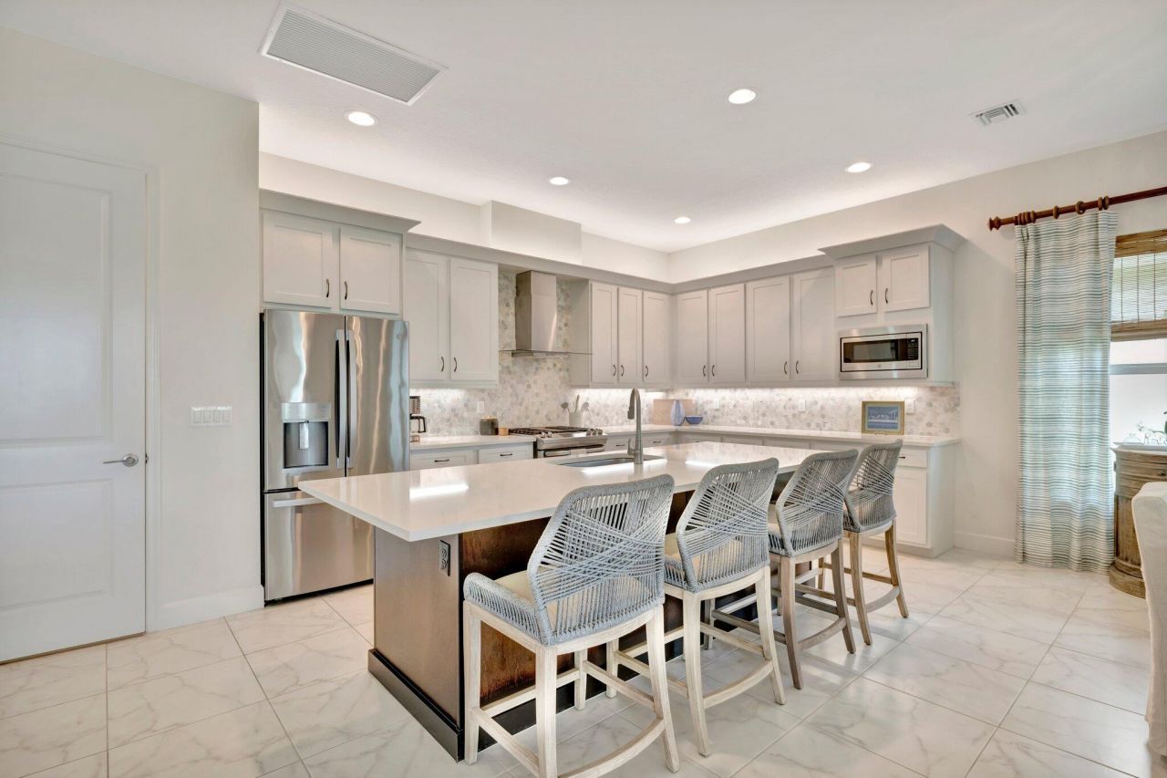 11050 SW Ivory Springs Lane, Port Saint Lucie, FL 34987 Photo