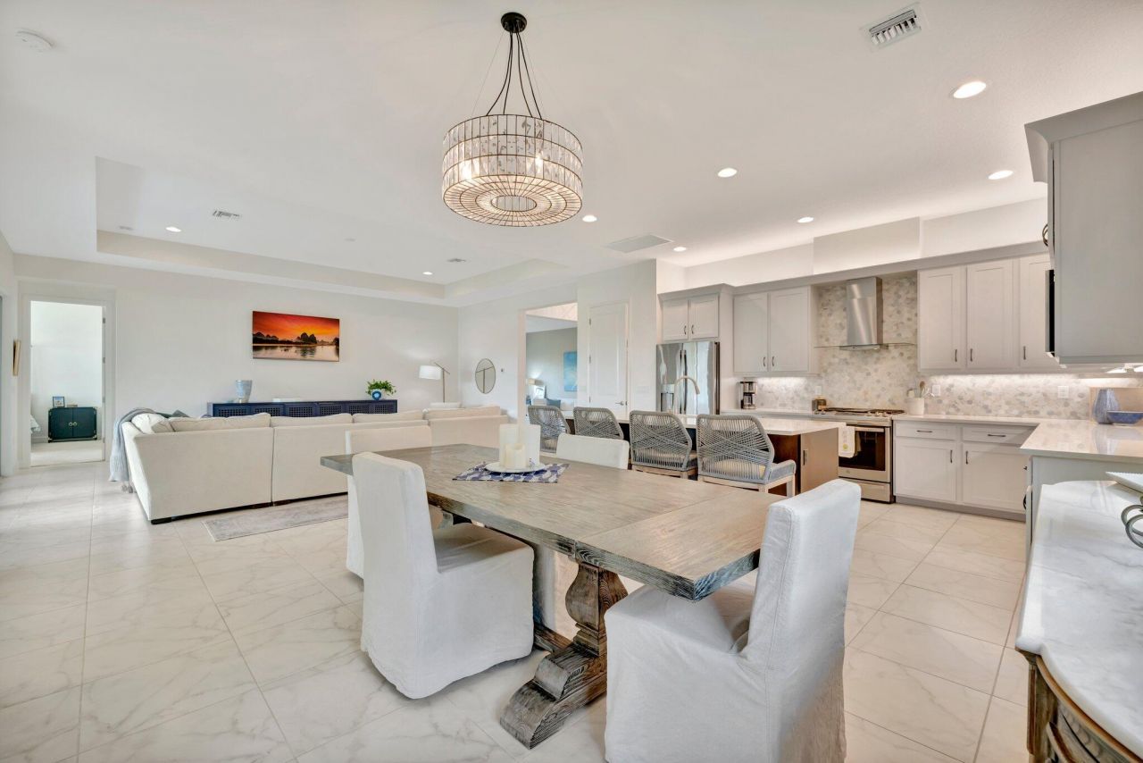 11050 SW Ivory Springs Lane, Port Saint Lucie, FL 34987 Photo