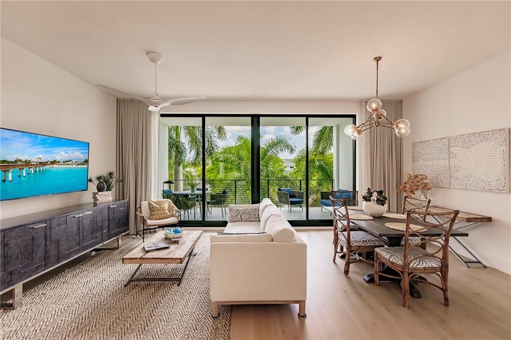 850 Central Ave, Unit 203, Naples, FL 34135 Photo