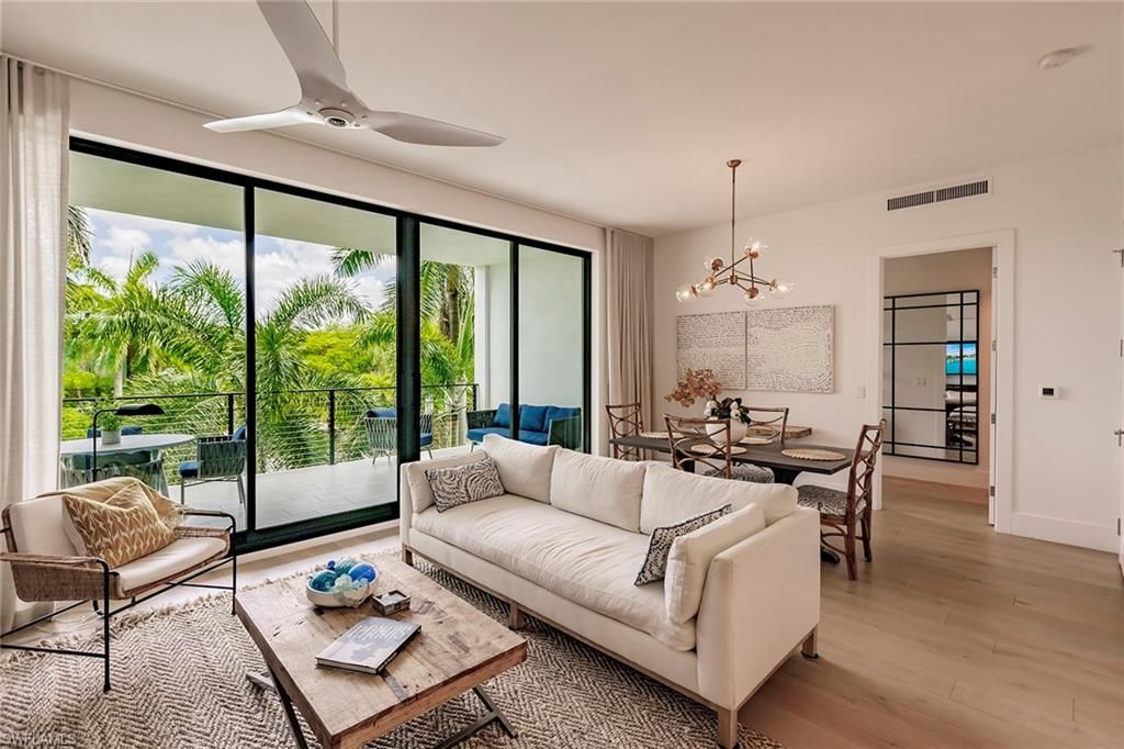 850 Central Ave, Unit 203, Naples, FL 34135 Photo