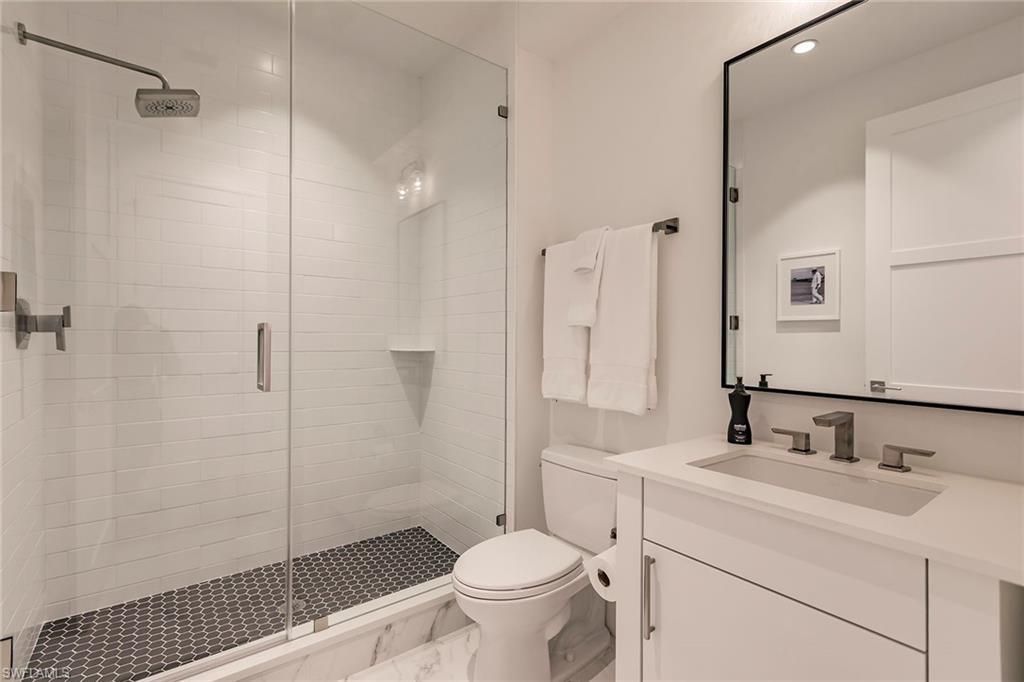 850 Central Ave, Unit 203, Naples, FL 34135 Photo