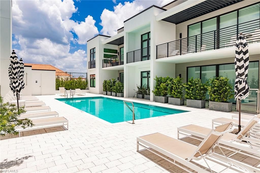 850 Central Ave, Unit 203, Naples, FL 34135 Photo