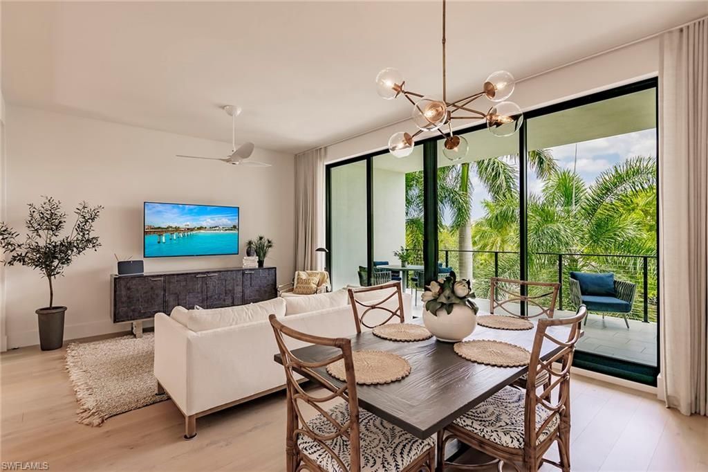 850 Central Ave, Unit 203, Naples, FL 34135 Photo