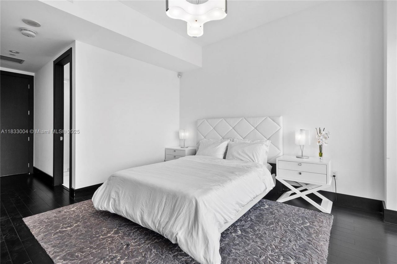 1425 Brickell Ave, Unit 42E, Miami, FL 33131 Photo