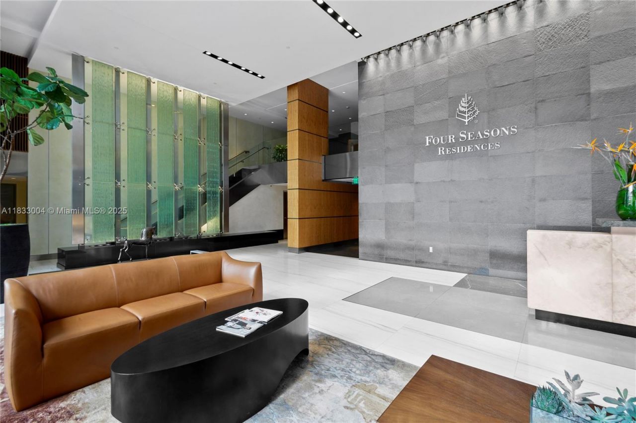 1425 Brickell Ave, Unit 42E, Miami, FL 33131 Photo