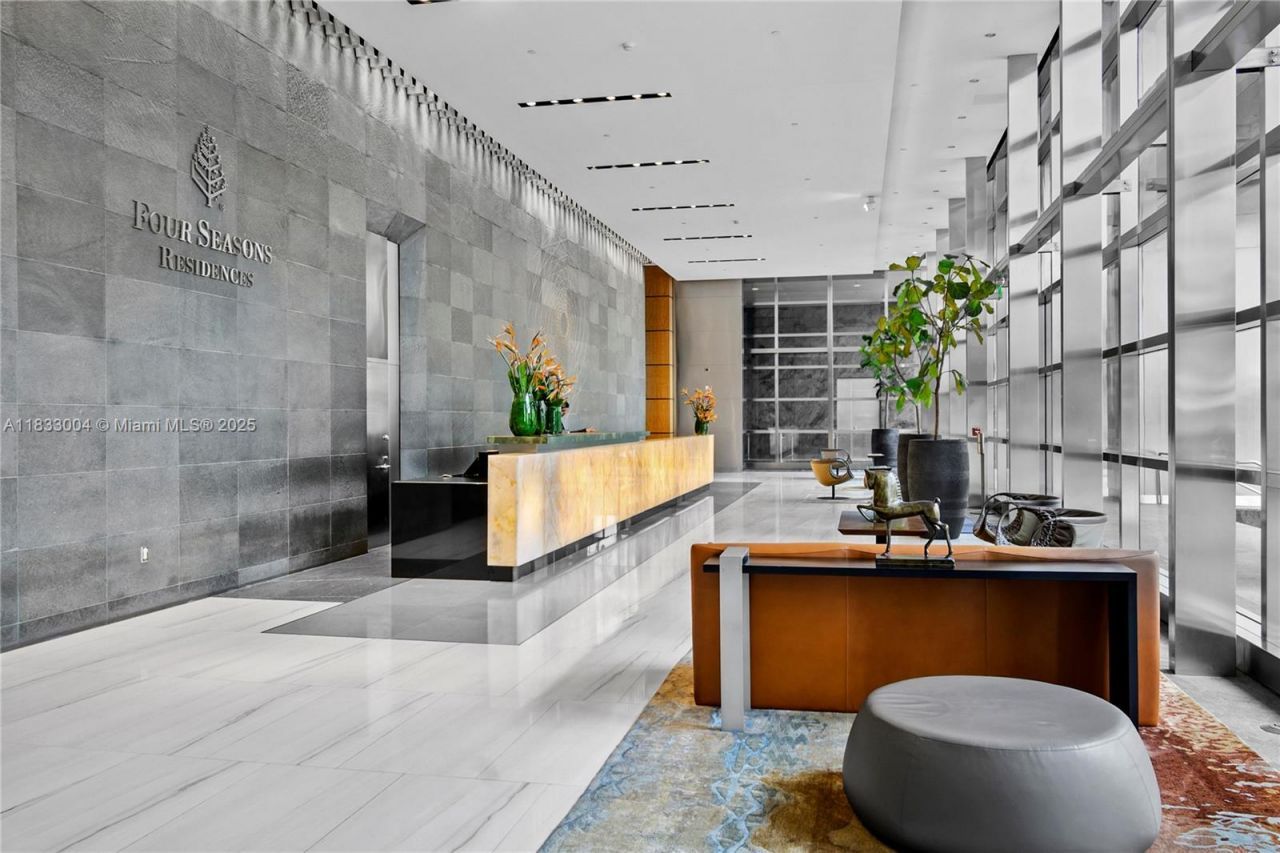 1425 Brickell Ave, Unit 42E, Miami, FL 33131 Photo