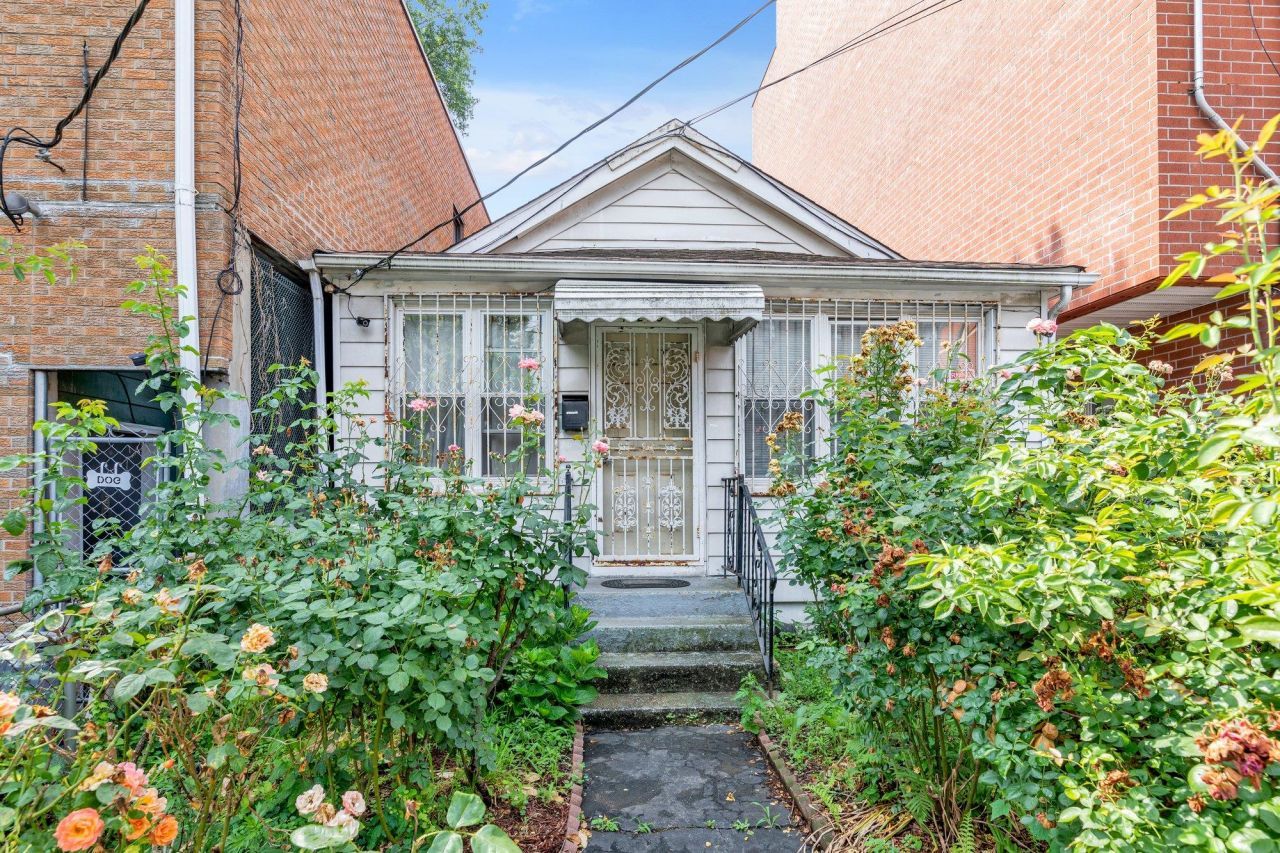 112-50 38th Avenue, Corona, NY 11368 Main Photo