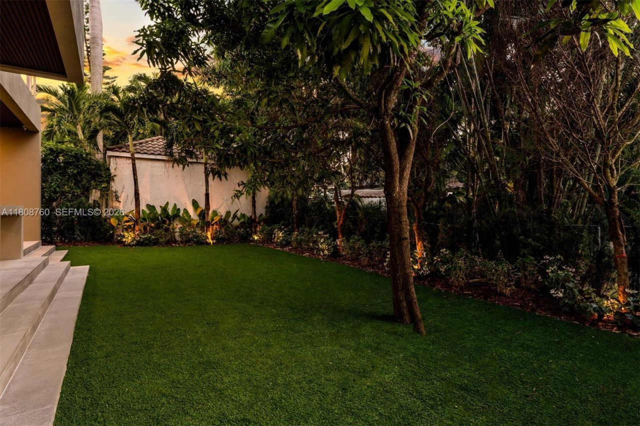 234 SW 22nd Rd, Miami, FL 33129 Photo