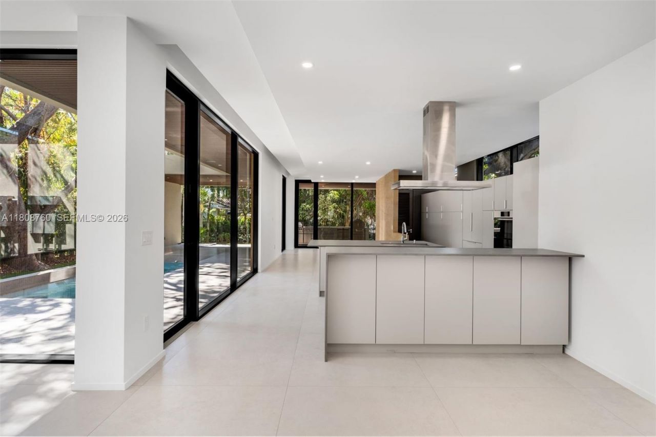 234 SW 22nd Rd, Miami, FL 33129 Photo