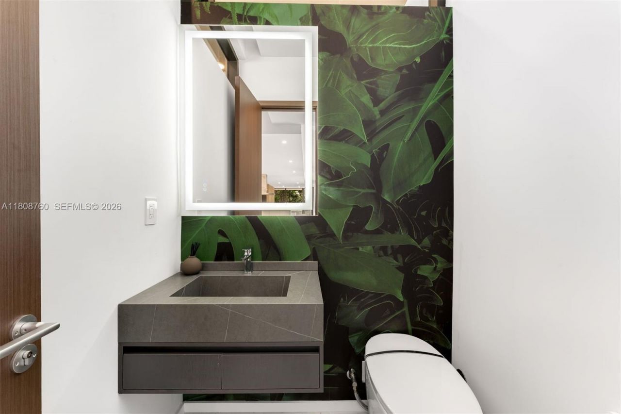 234 SW 22nd Rd, Miami, FL 33129 Photo