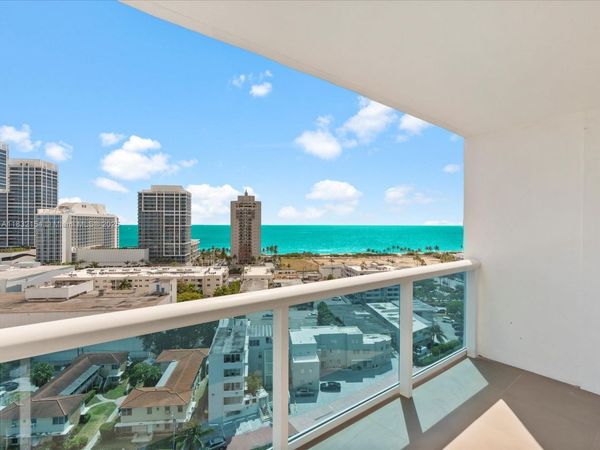 6770 Indian Creek Dr, Unit PH-R, Miami Beach, FL 33141