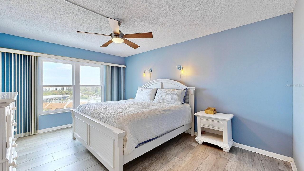 4900 Brittany Drive S, Unit 1011, Saint Petersburg, FL 33715 Photo