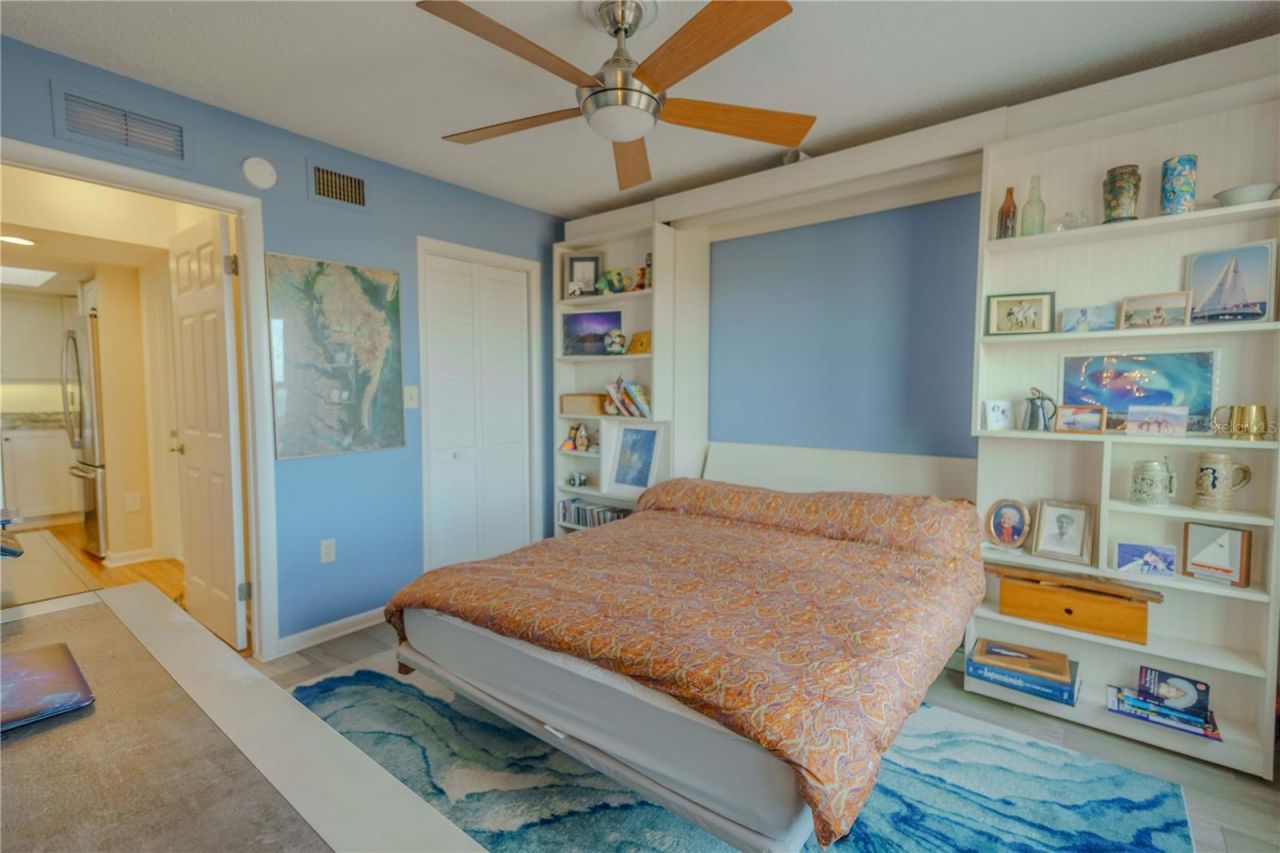 4900 Brittany Drive S, Unit 1011, Saint Petersburg, FL 33715 Photo