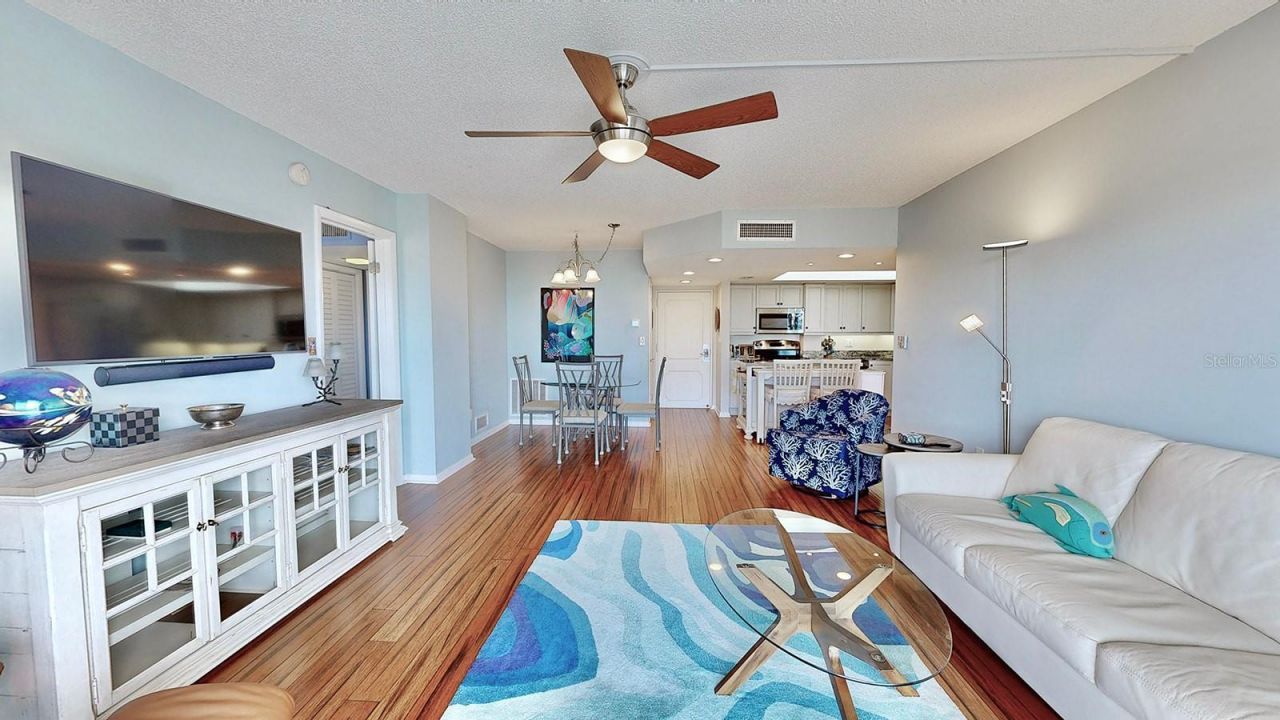 4900 Brittany Drive S, Unit 1011, Saint Petersburg, FL 33715 Photo