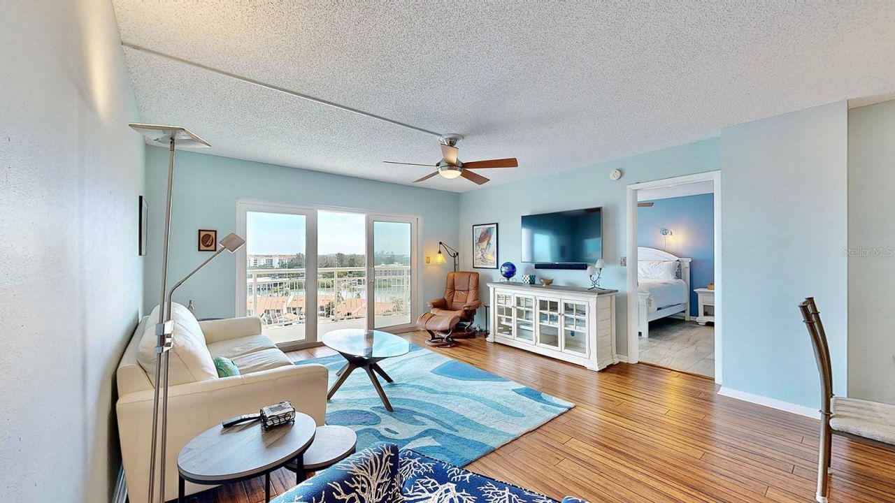 4900 Brittany Drive S, Unit 1011, Saint Petersburg, FL 33715 Photo