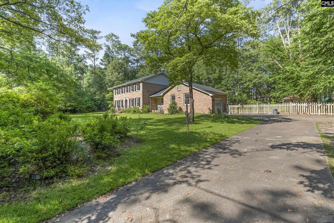 2106 Davie Lane Photo 1