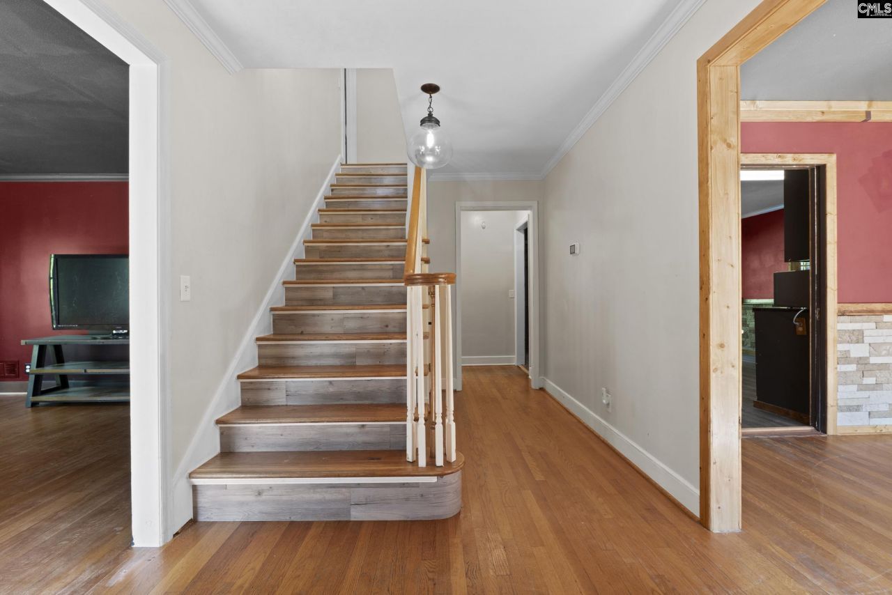 2106 Davie Lane Photo 7