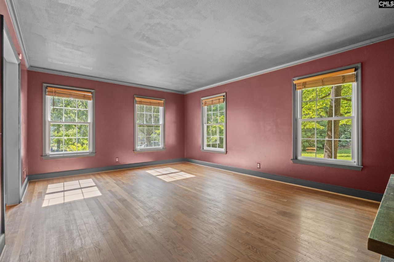 2106 Davie Lane Photo 9