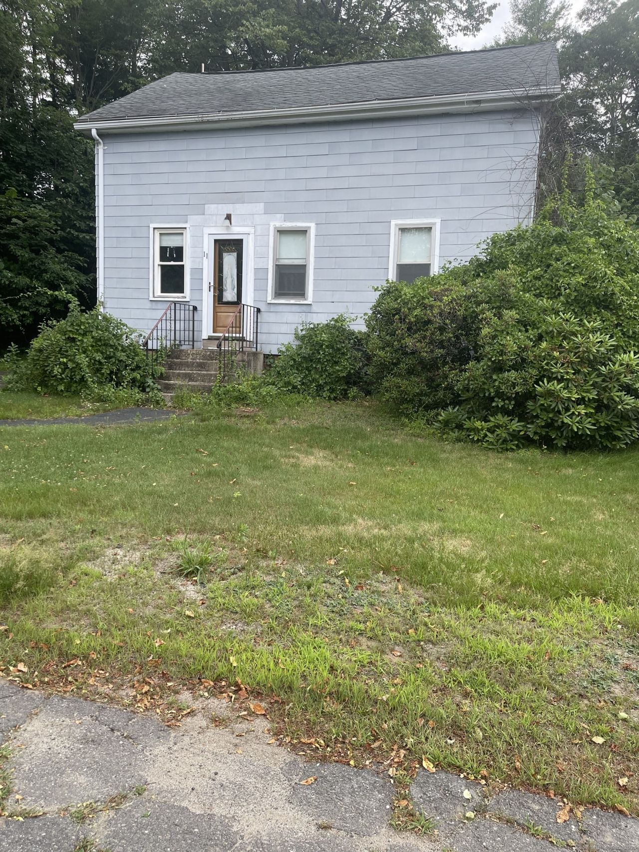 11 William, Plymouth, CT 06786 Main Photo