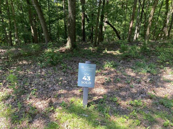 43 BREATHTAKING LOOP, Savannah, TN 38372