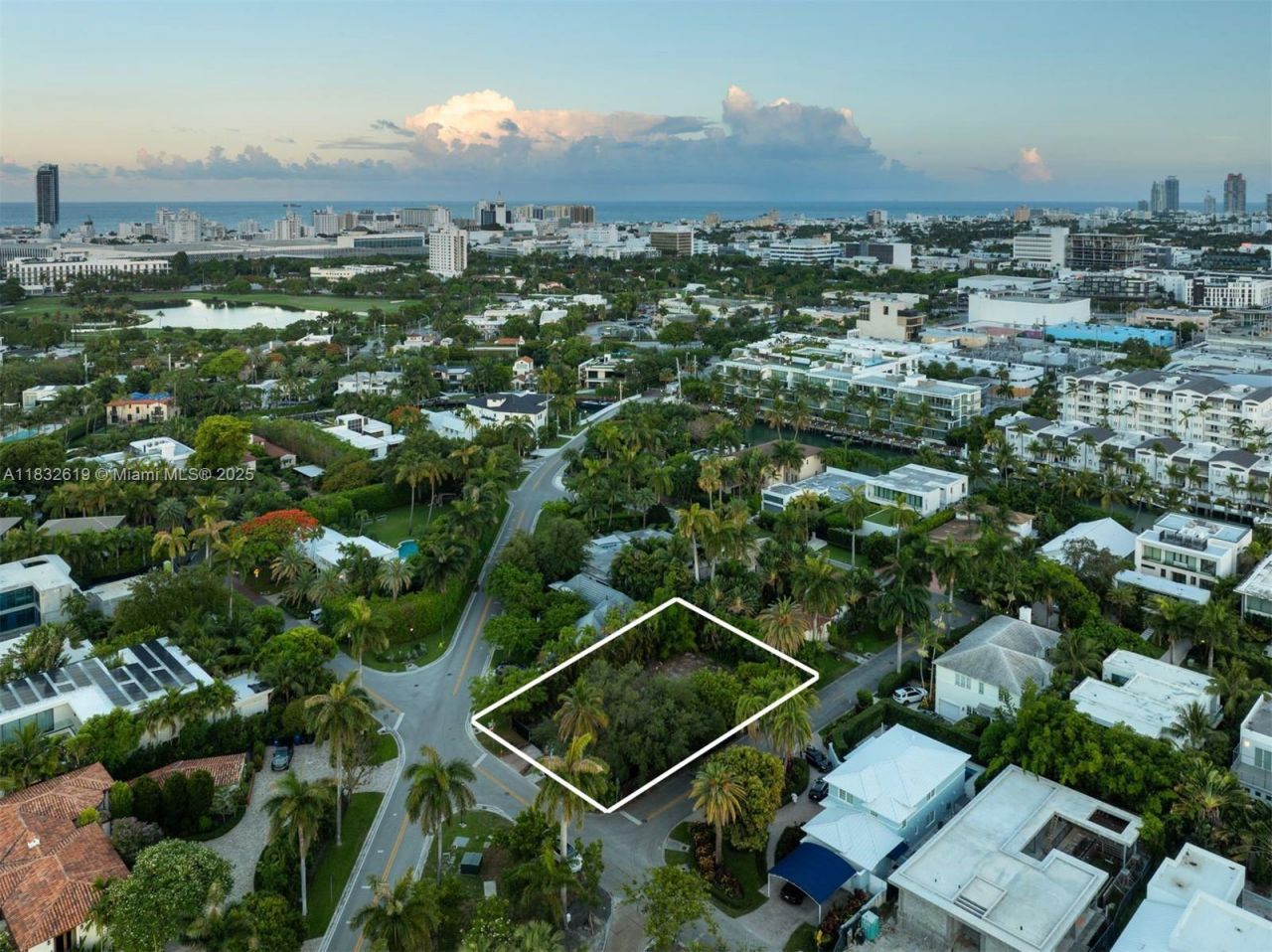 2121 Regatta Ave, Miami Beach, FL 33140 Photo