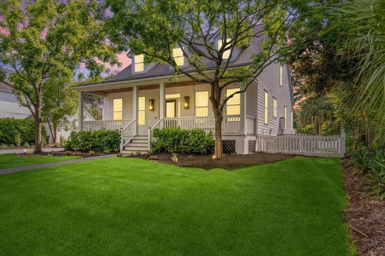 2205 Daniel Island Drive Photo 3