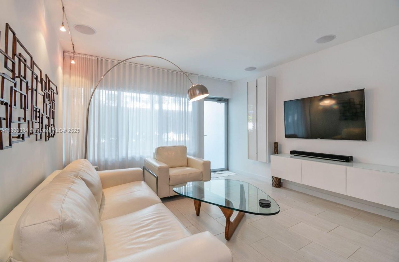 2130 Park Ave, Unit TH3, Miami Beach, FL 33139 Photo