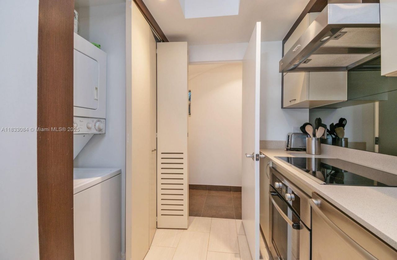 2130 Park Ave, Unit TH3, Miami Beach, FL 33139 Photo