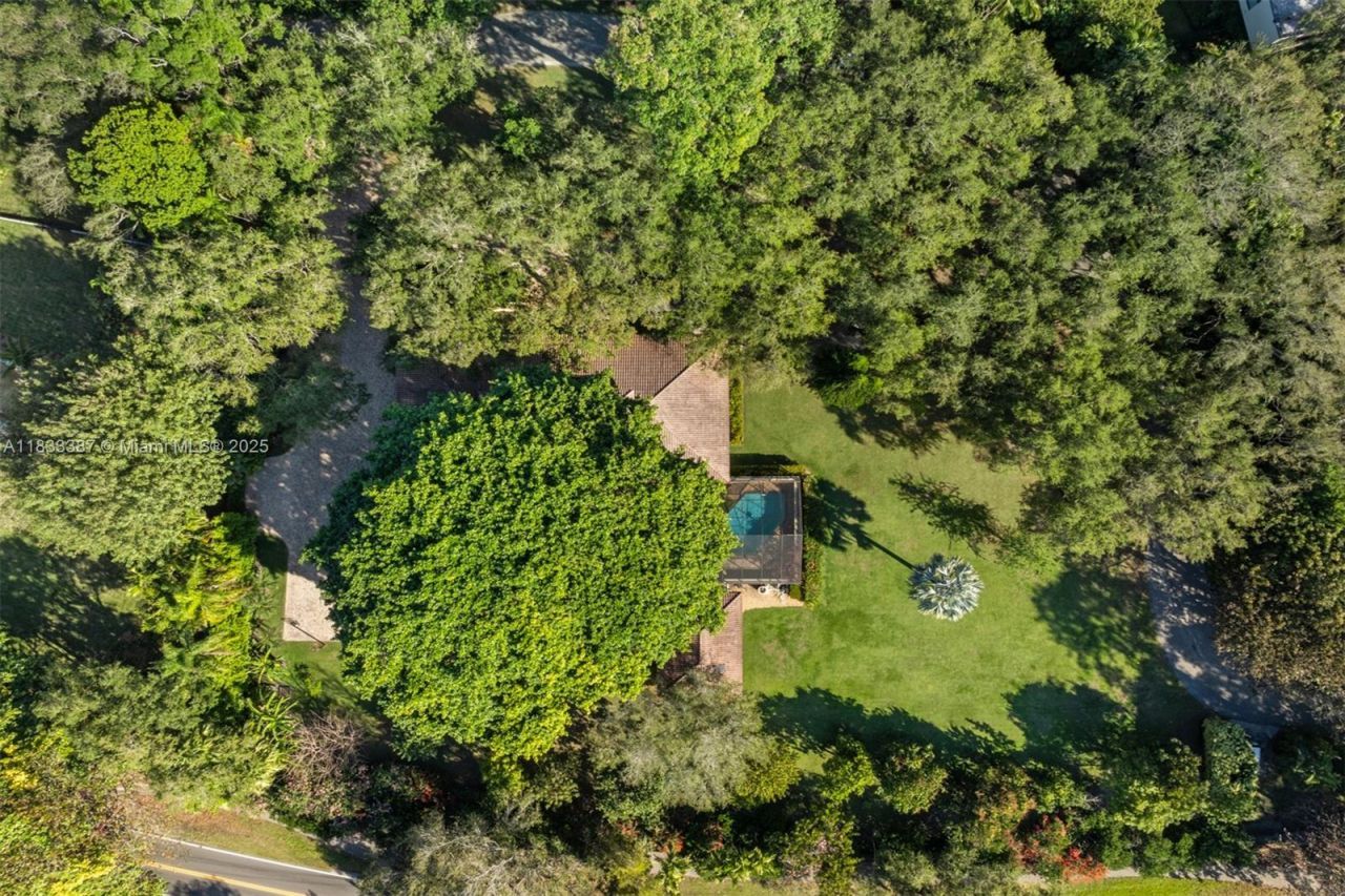 9490 Old Cutler Ln, Coral Gables, FL 33156 Photo