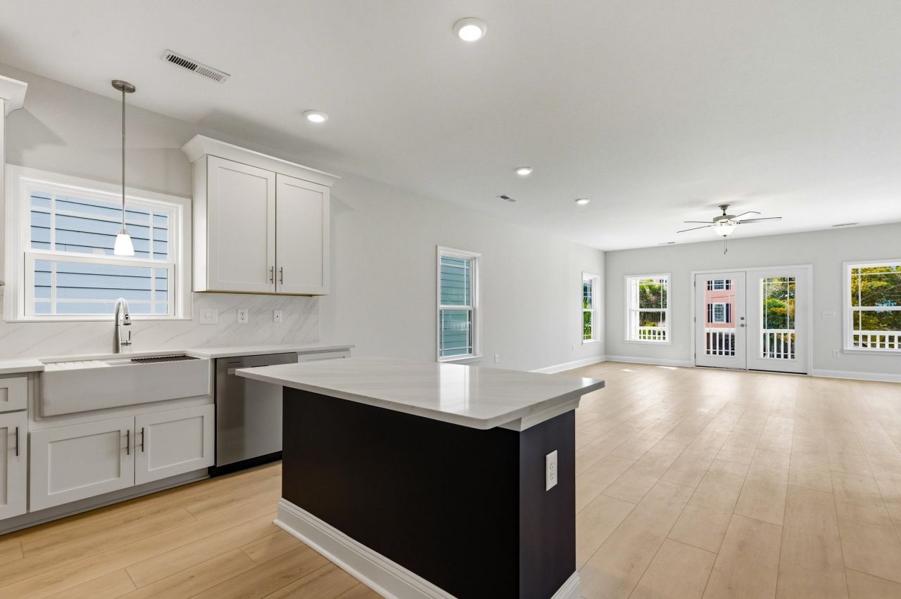 114b 8th Ave. S Photo 10