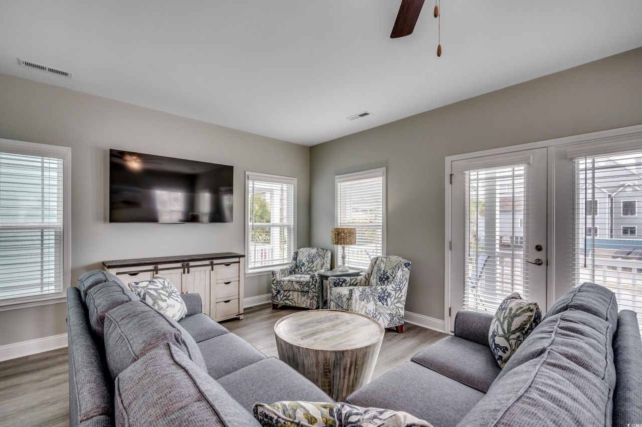 114b 8th Ave. S Photo 12