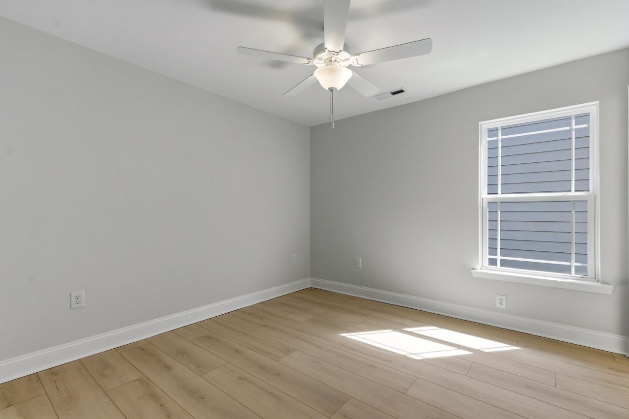 114b 8th Ave. S Photo 28