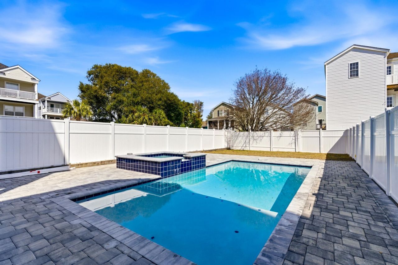 114b 8th Ave. S Photo 47