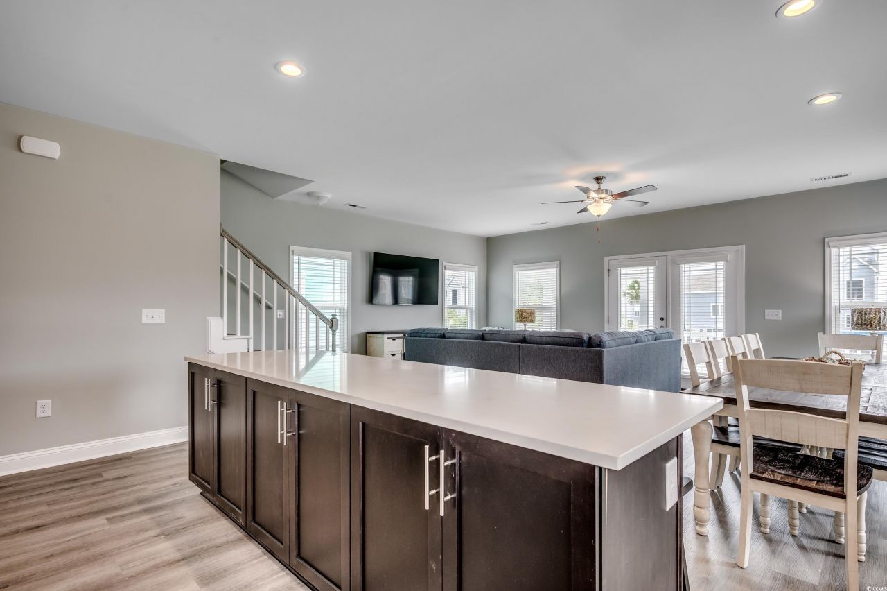 114b 8th Ave. S Photo 6