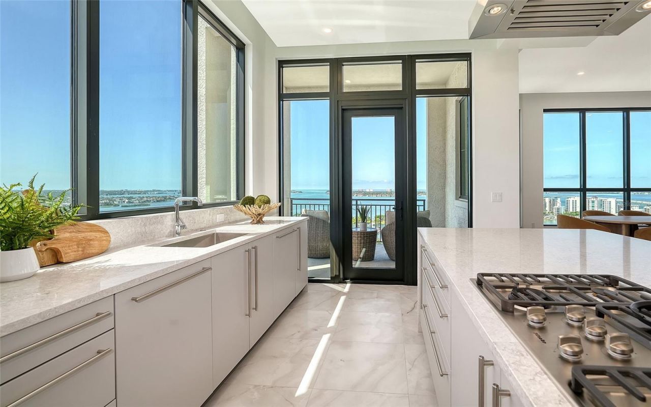 33 S Palm Avenue, Unit 1501, Sarasota, FL 34236 Photo