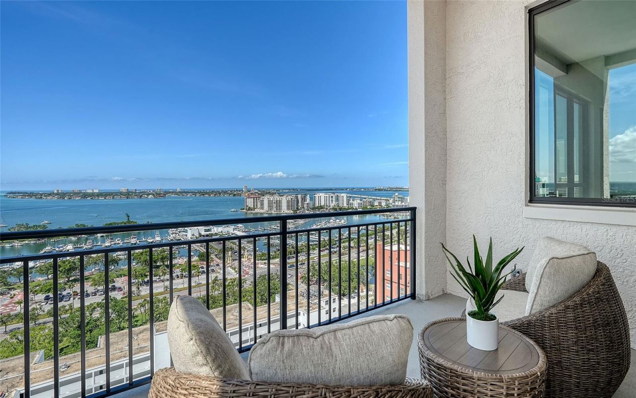 33 S Palm Avenue, Unit 1501, Sarasota, FL 34236 Photo