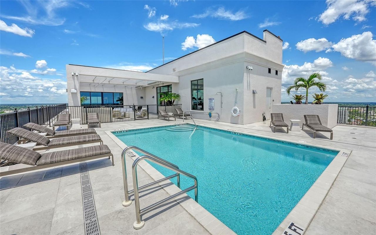 33 S Palm Avenue, Unit 1501, Sarasota, FL 34236 Photo