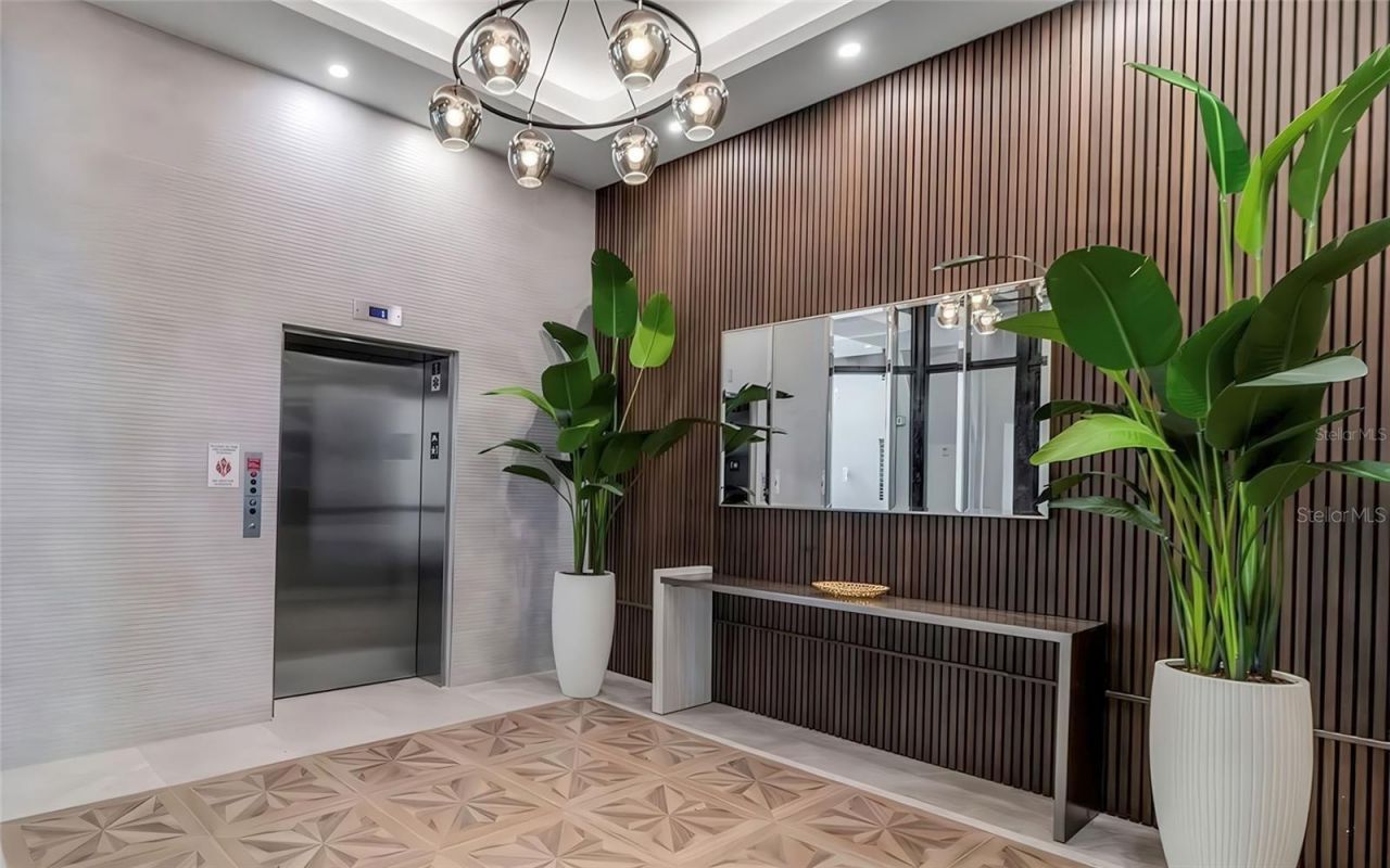 33 S Palm Avenue, Unit 1501, Sarasota, FL 34236 Photo