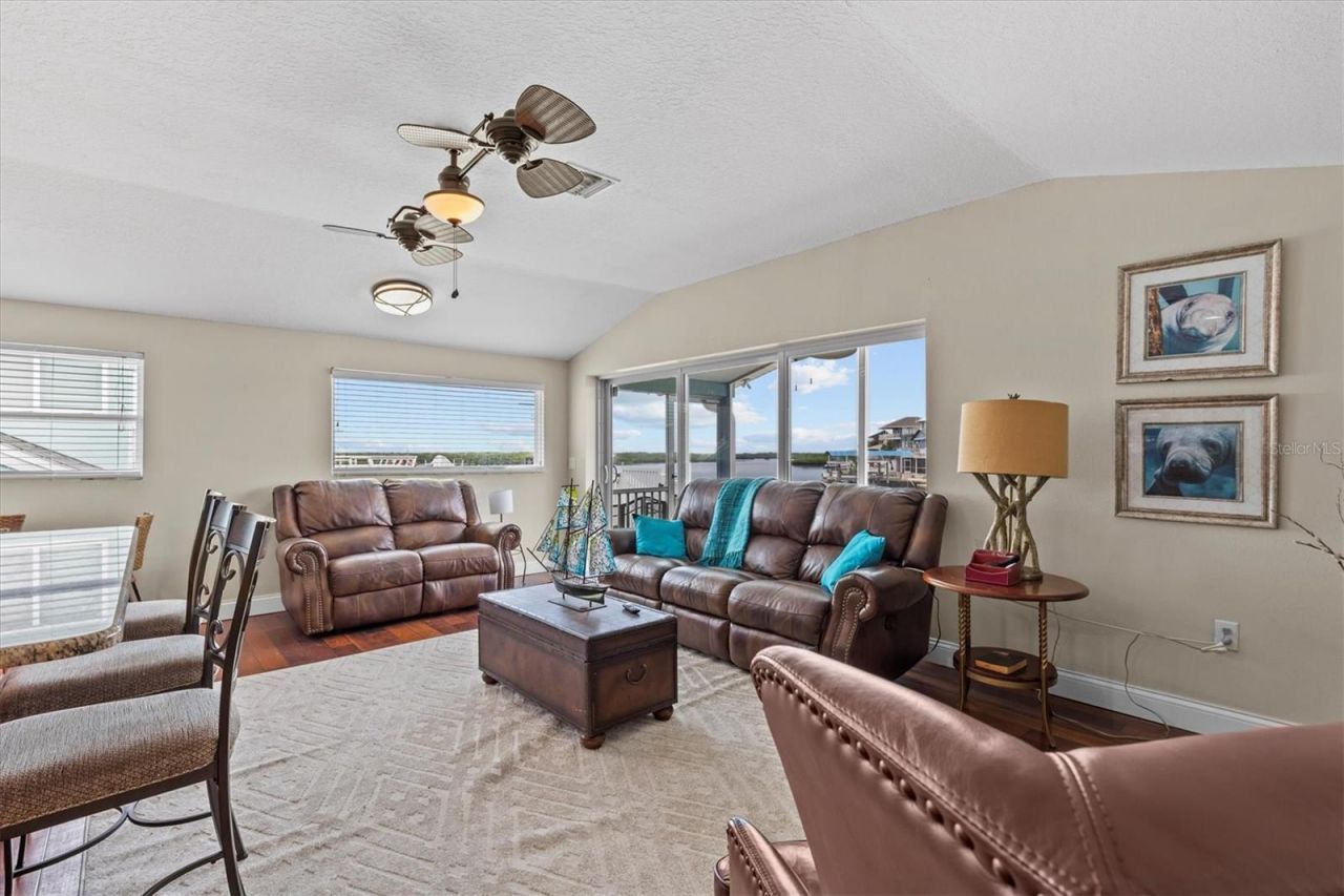 3337 Mangrove Drive, Hernando Beach, FL 34607 Photo