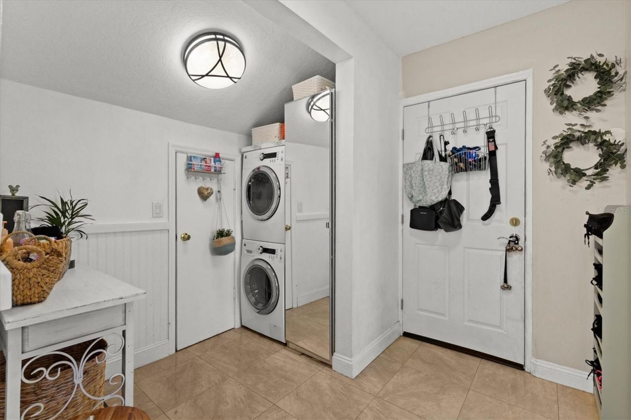 3337 Mangrove Drive, Hernando Beach, FL 34607 Photo