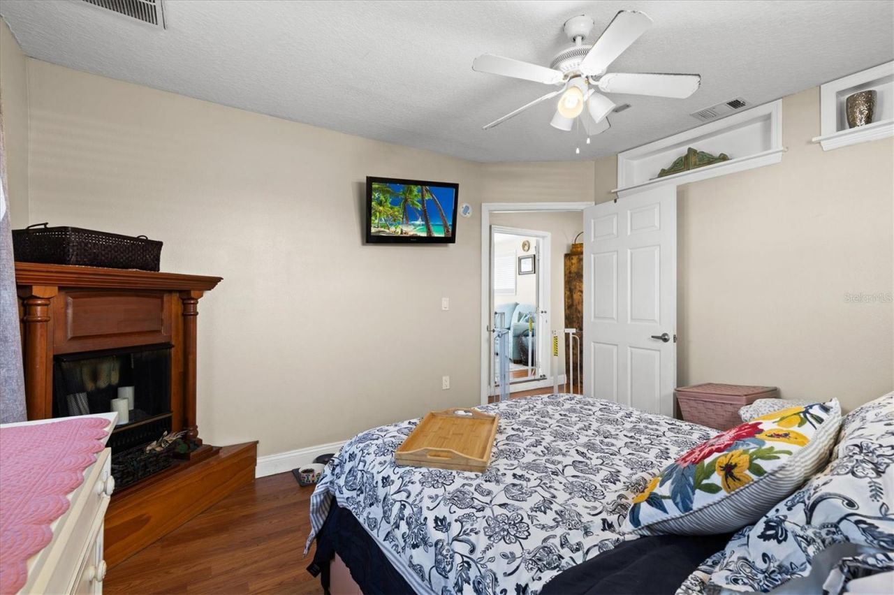 3337 Mangrove Drive, Hernando Beach, FL 34607 Photo