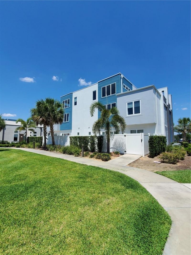 7740 Sandy Ridge Drive, Unit 102, Reunion, FL 34747 Photo