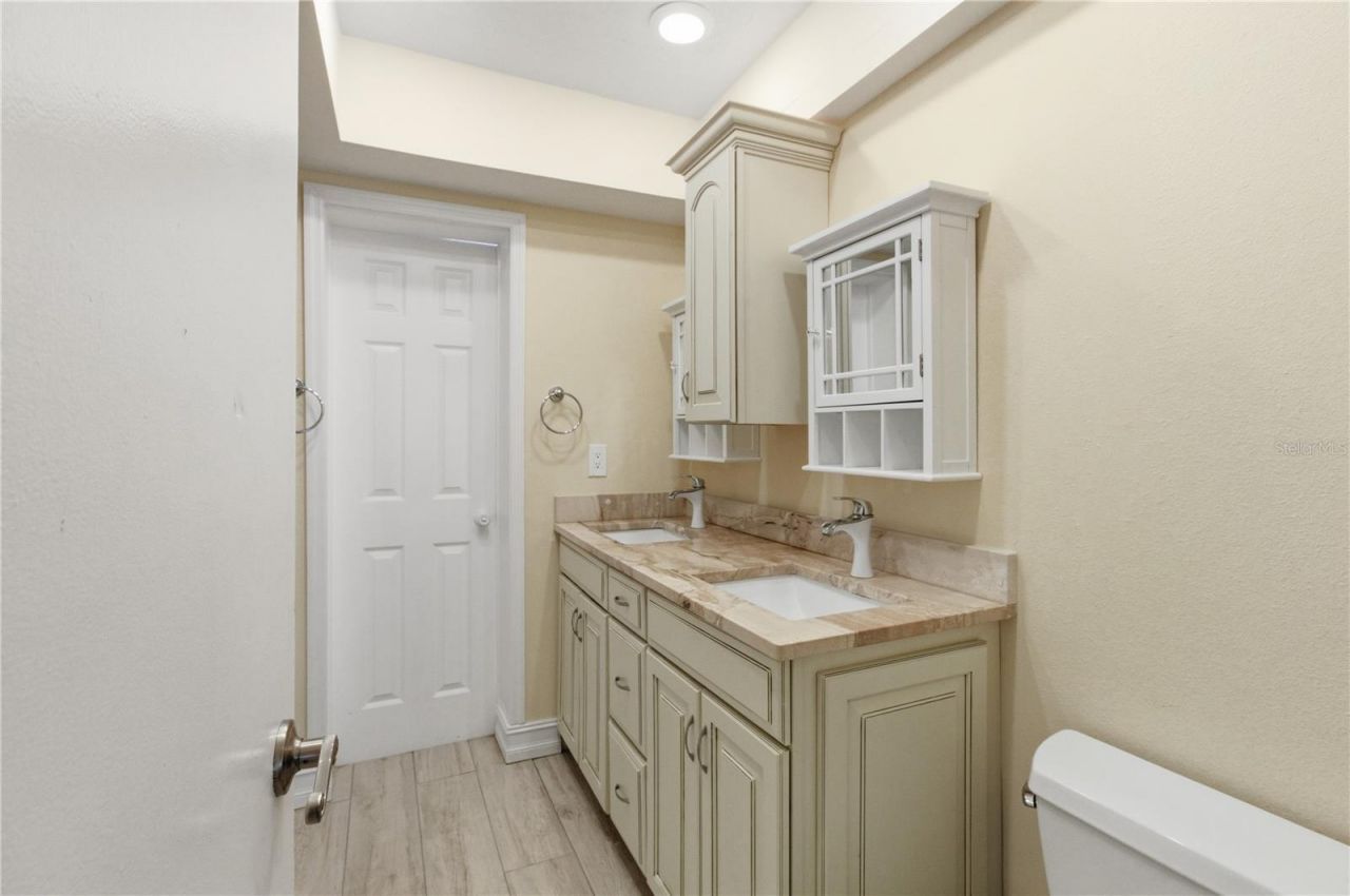 4158 Prudence Drive, Sarasota, FL 34235 Photo