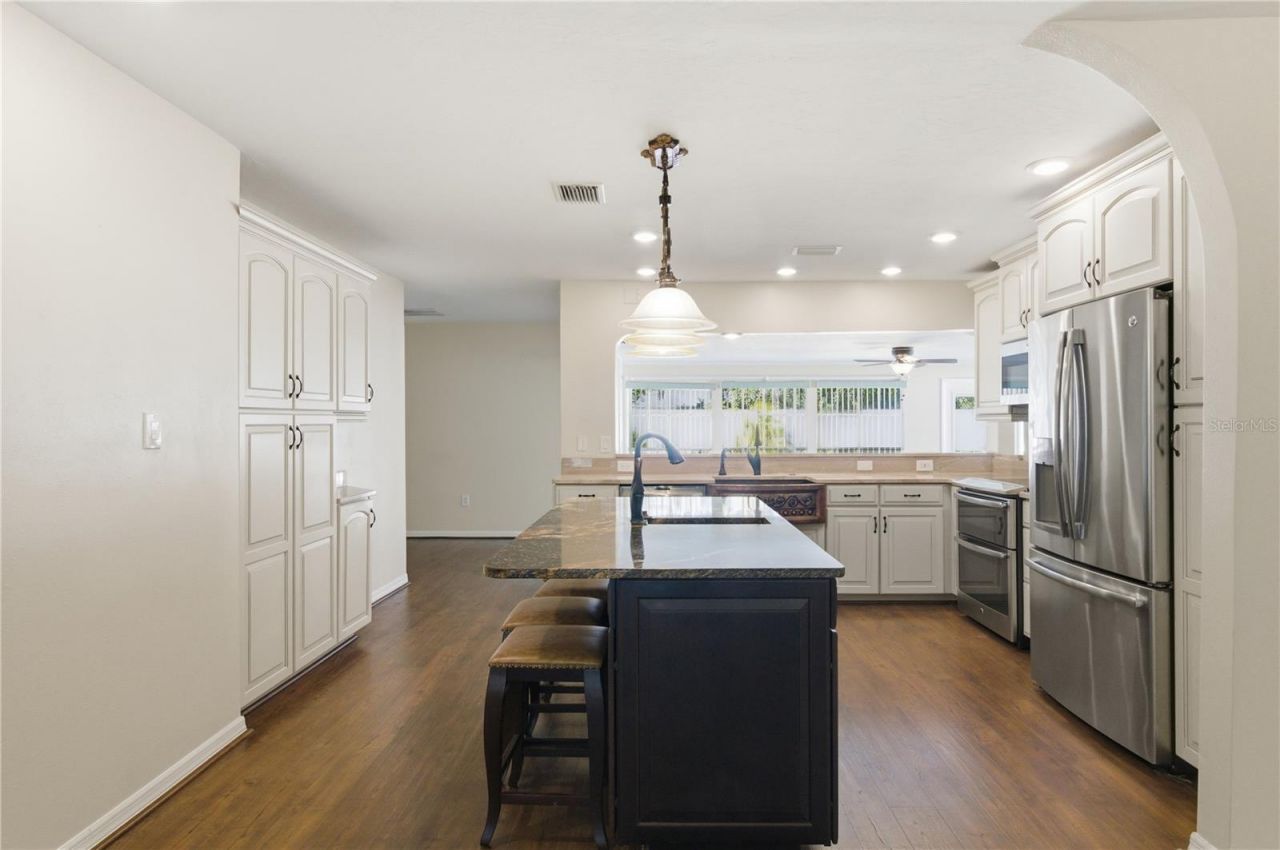 4158 Prudence Drive, Sarasota, FL 34235 Photo