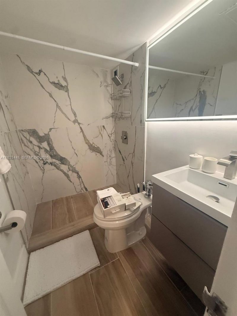 1500 Bay Rd, Unit 724S, Miami Beach, FL 33139 Photo