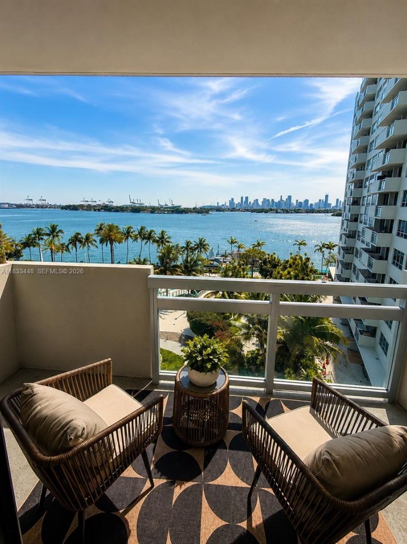 1500 Bay Rd, Unit 724S, Miami Beach, FL 33139 Photo