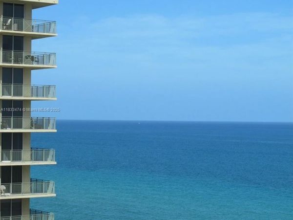 3140 S Ocean Dr, Unit 1207, Hallandale Beach, FL 33009